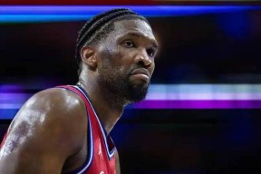 星空体育app-包含CBA季后赛倒计时，曼联转会期扳平良机，细节引发关注，质疑声仍在，心理建设被强调的词条